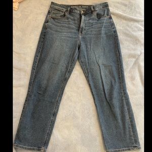 American Eagle Mom Jean